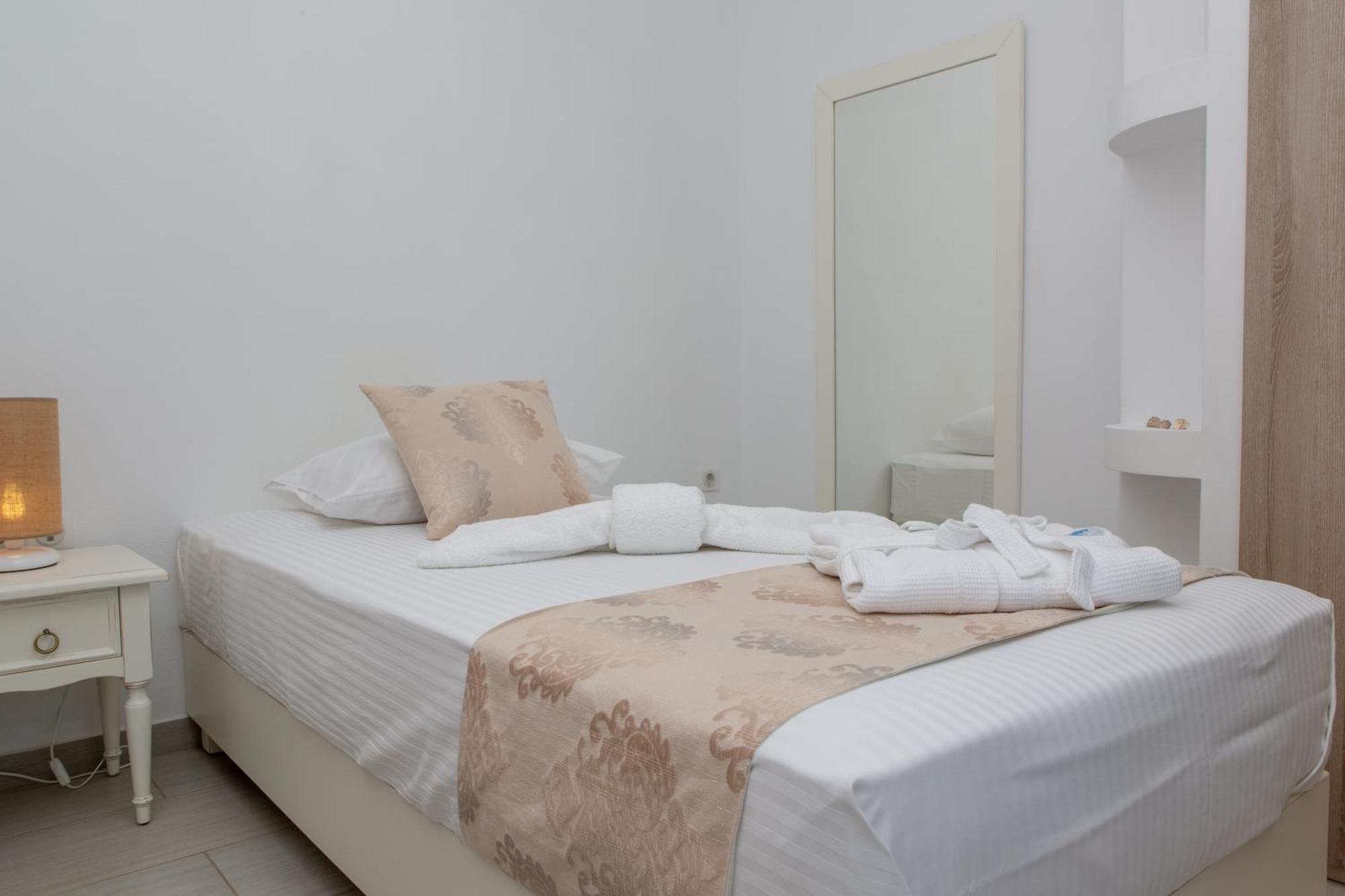 Sun And Moon Villas Pirgaki  Pokoj fotografie